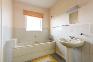 En Suite Bathroom- click for photo gallery